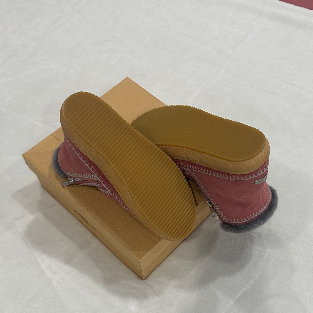 Stylish Gray and Pink Kids Boots - Picture 7 of 13